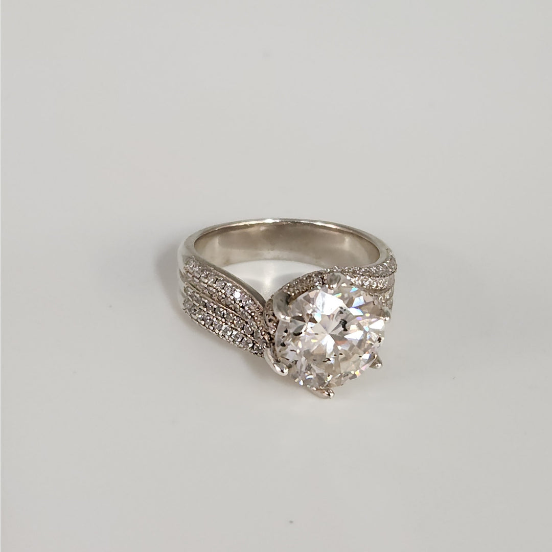 5.00 CT GRA Certified D VVS1 Round Moissanite Pav'e Ring 925 Sterling Silver