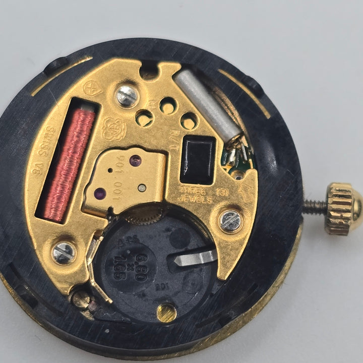 Lucien Piccard MOP Diamond Dial Swiss Quartz Movement 10K Gold Crown
