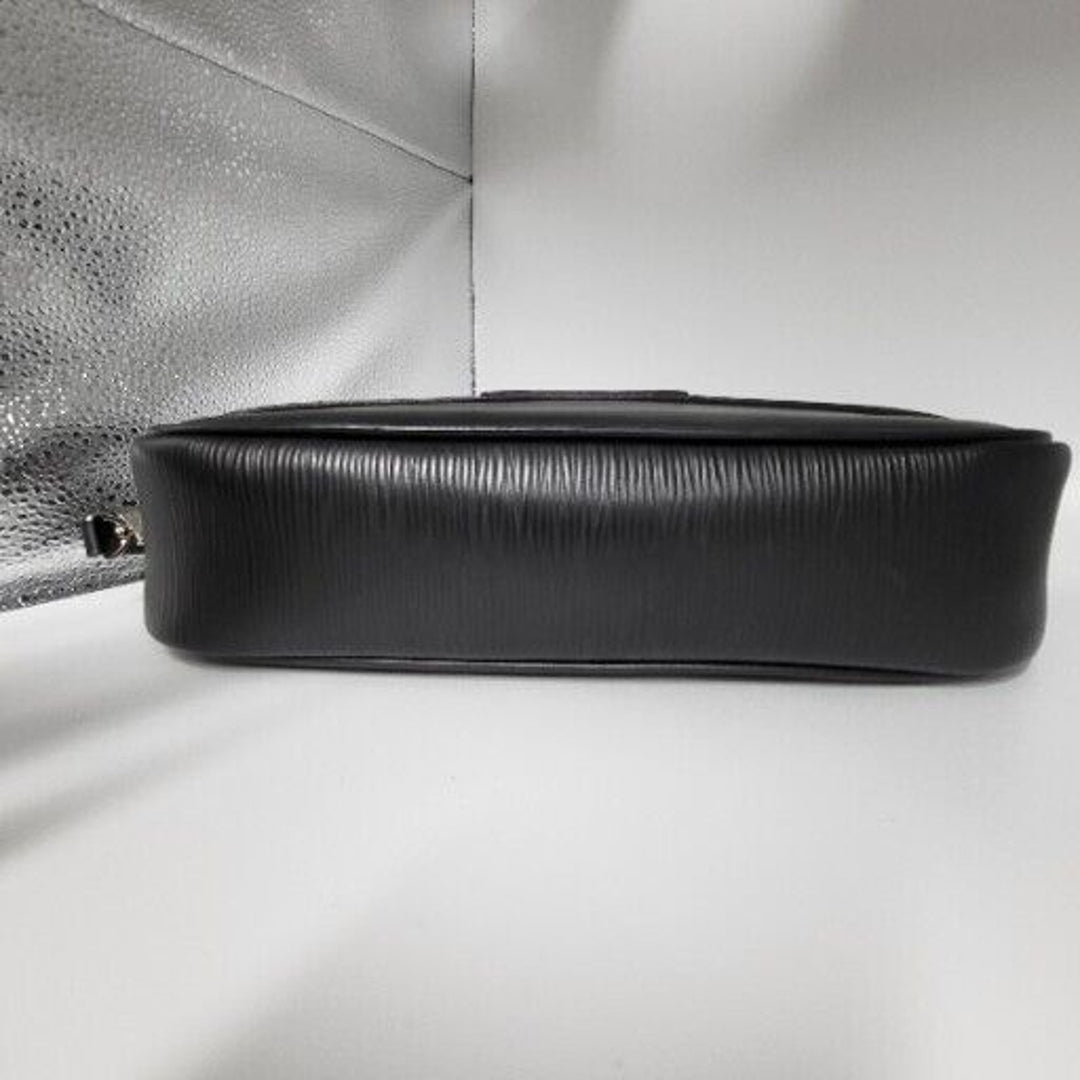 Louis Vuitton Montaigne Clutch Epi Leather Black