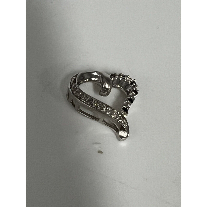 10k White Gold Heart Pendant