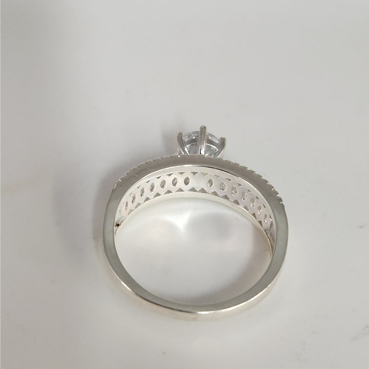 925 Sterling Silver Solitaire wide Band Ring size 9