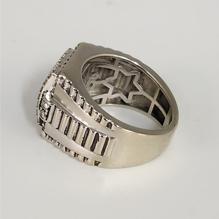 Elegant 10k White Gold Natural Diamond Cluster Ring size 7