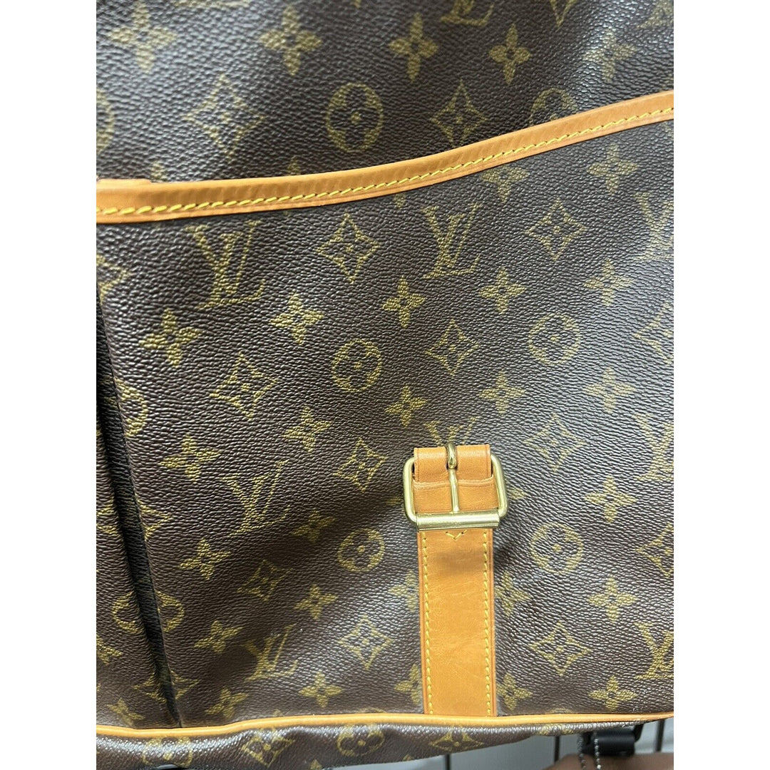 Louis-Vuitton vintage bags Monogram Sac Chasse 2 Way Travel Handbag