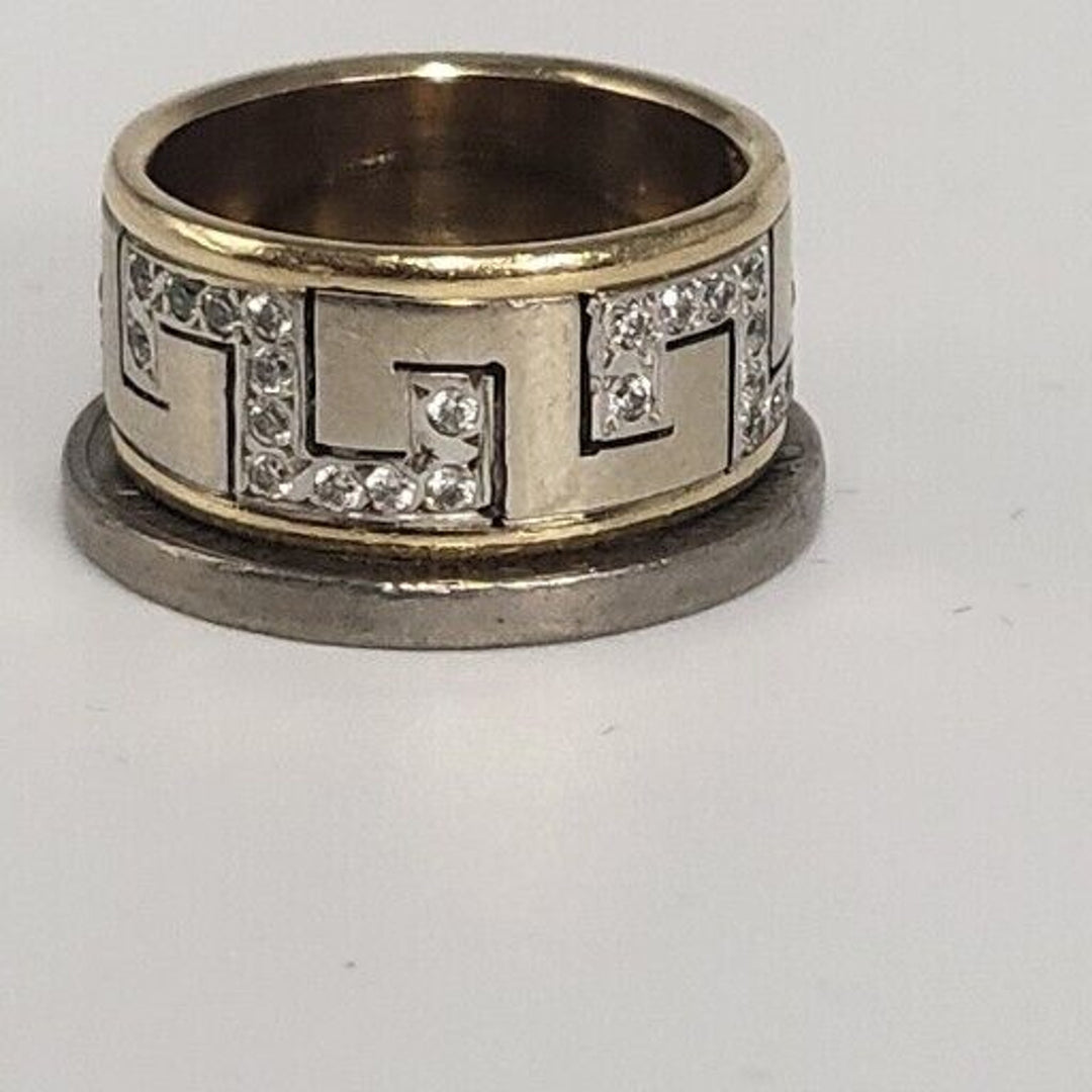 14k Gold & WHITE GOLD GREEK KEY BAND With 7g Of Gold, 8.8MM WIDE SIZE 5.25