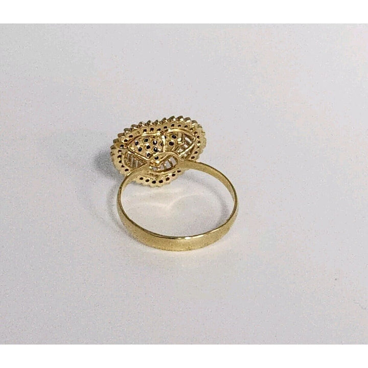 18k Yellow Gold Black &White Diamonds Heart Ring Size 7.25