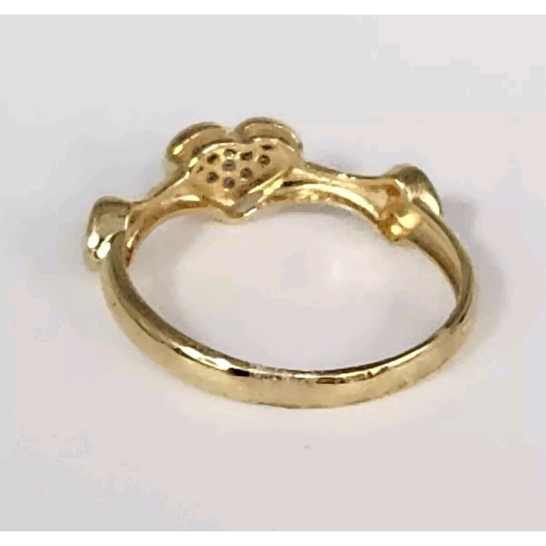 18k Yellow Gold Diamond Heart Ring Size 6.75