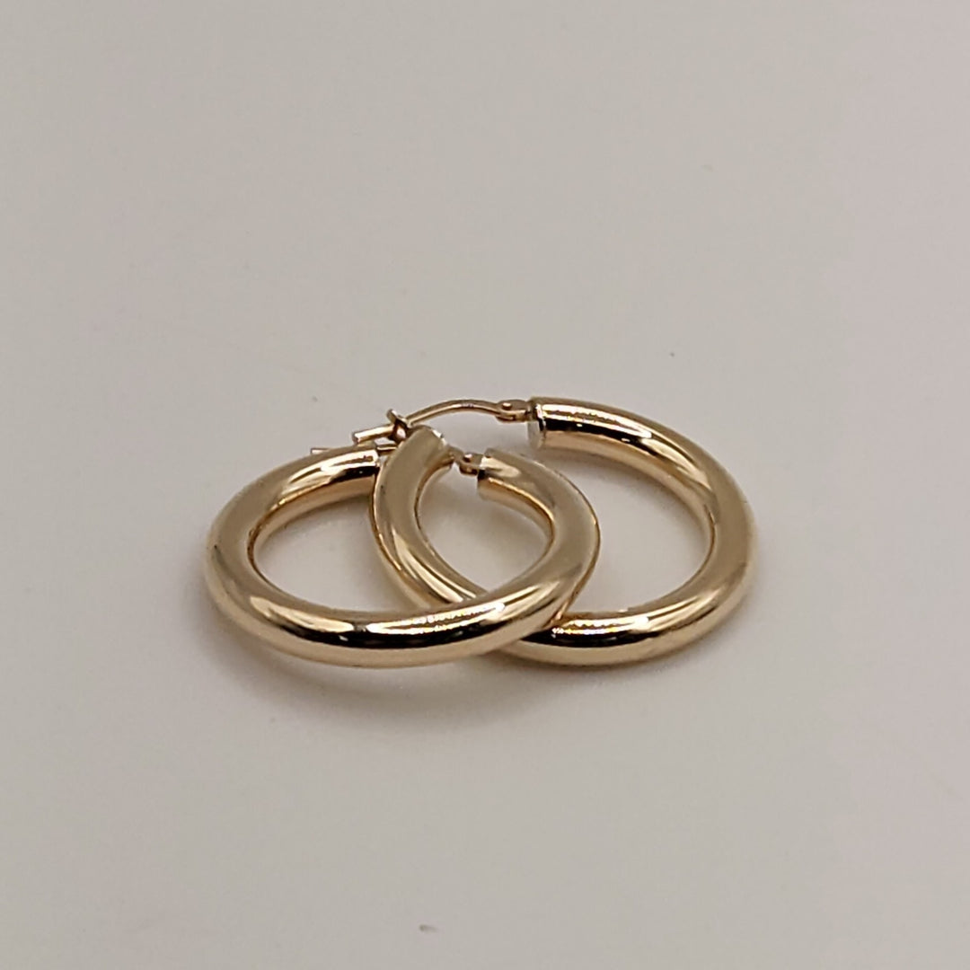 14K YELLOW GOLD HOOP EARRINGS