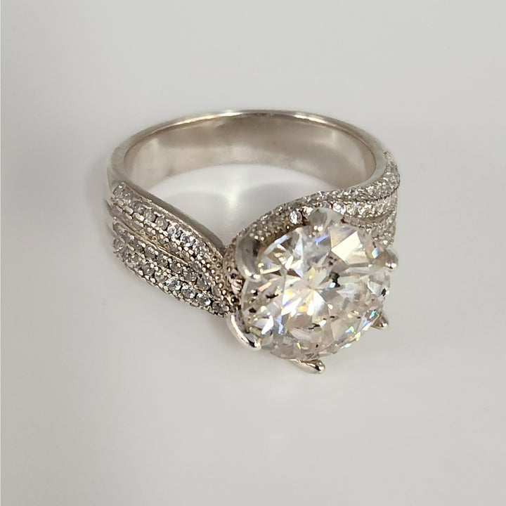5.00 CT GRA Certified D VVS1 Round Moissanite Pav'e Ring 925 Sterling Silver