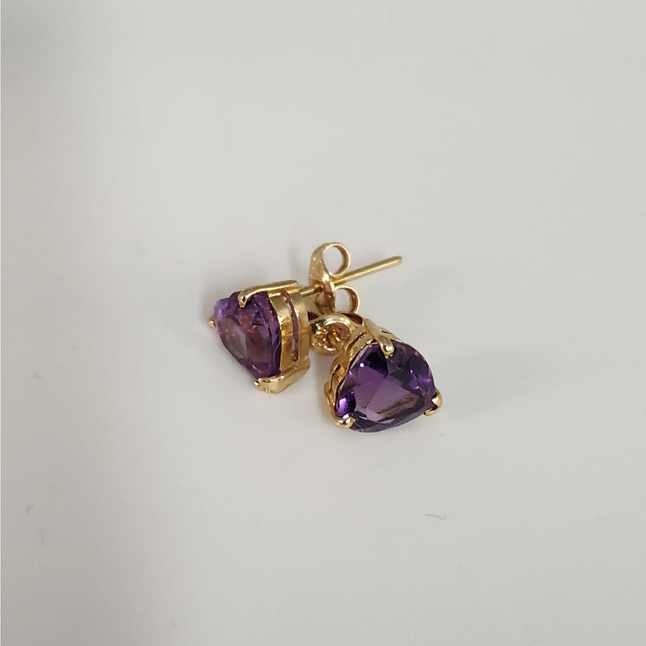 14k Yellow Gold Natural Amethyst Hearts Stud Earrings