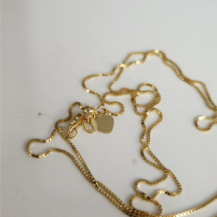 10k Yellow Gold 0.8mm Adjustable Box Chain 22"w