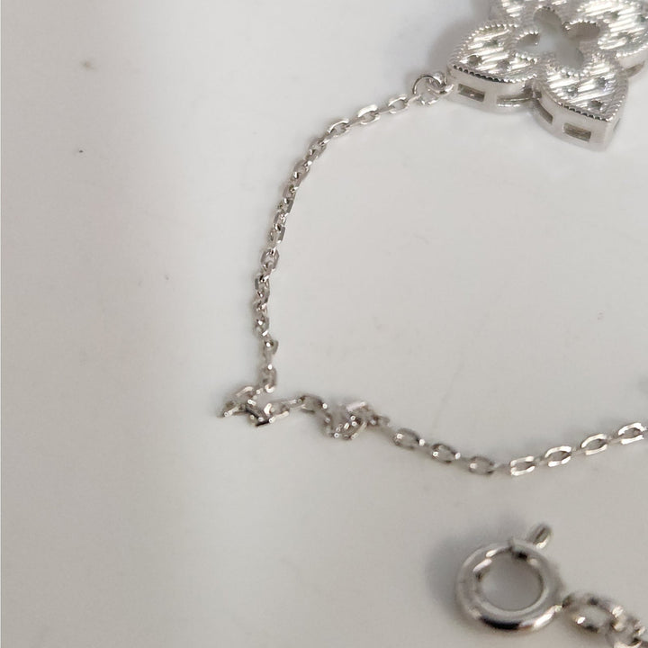925 Sterling Silver Flower Bracelet 7.5"