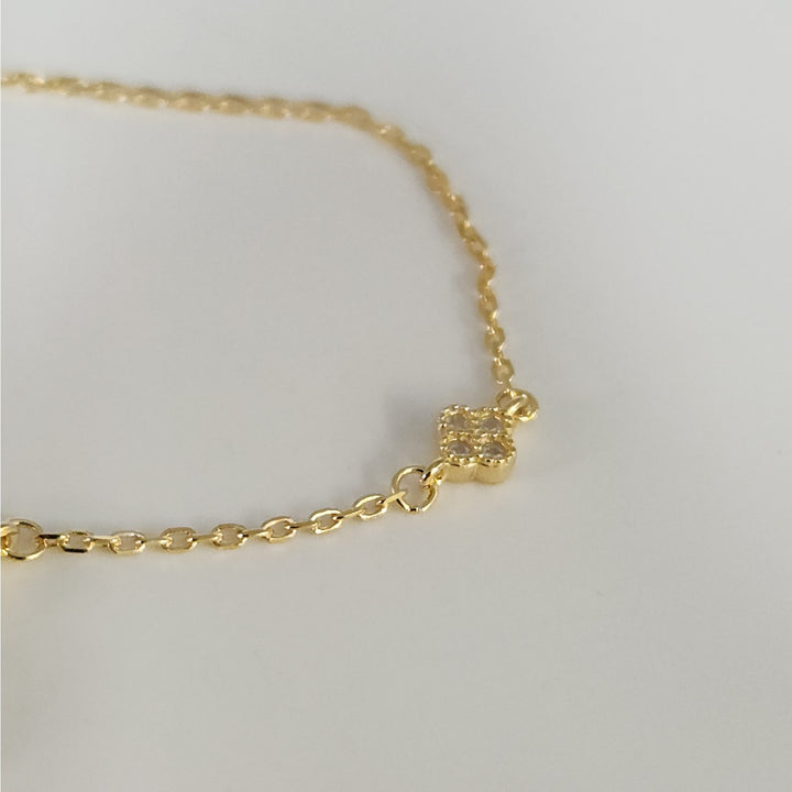 Stunning 925 Sterling Silver Gold -Tone Flower bracelet 7.5"