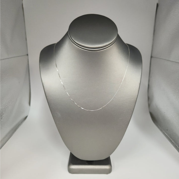 10k White Gold 0.8mm Adjustable Box Chain 22"