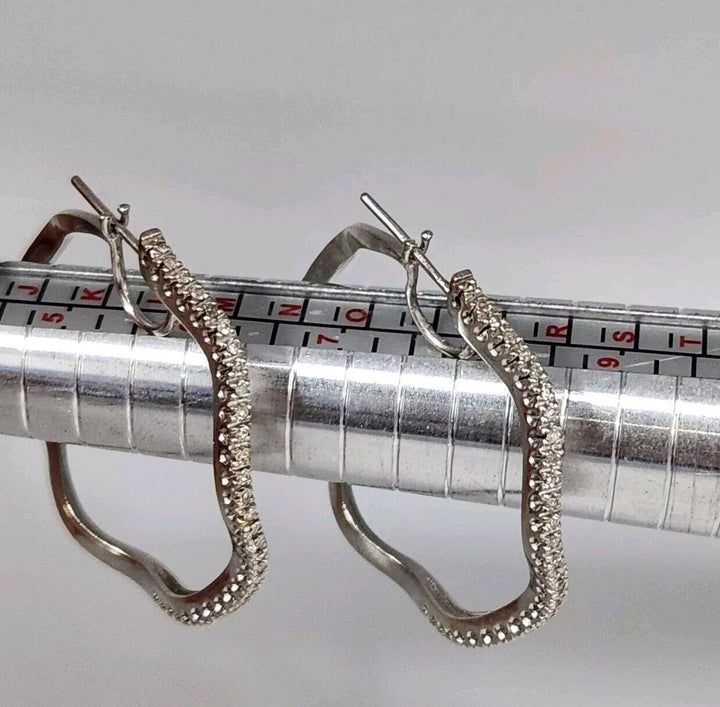 18k White Gold Diamonds Hoop Earrings
