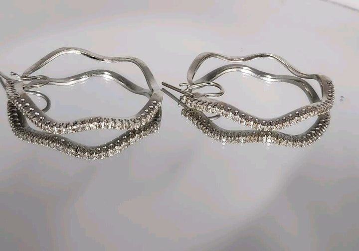 18k White Gold Diamonds Hoop Earrings