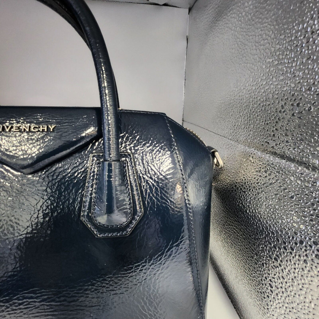 Givenchy Antigona Hand And Shoulder Bag Patent small Blue