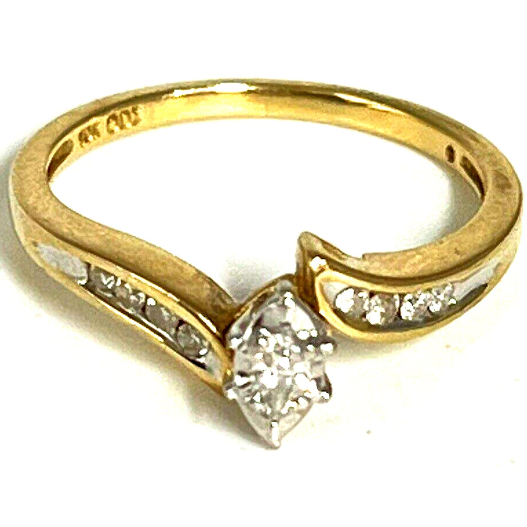 10k Yellow Gold Diamond Ring 2.3g, Size 7