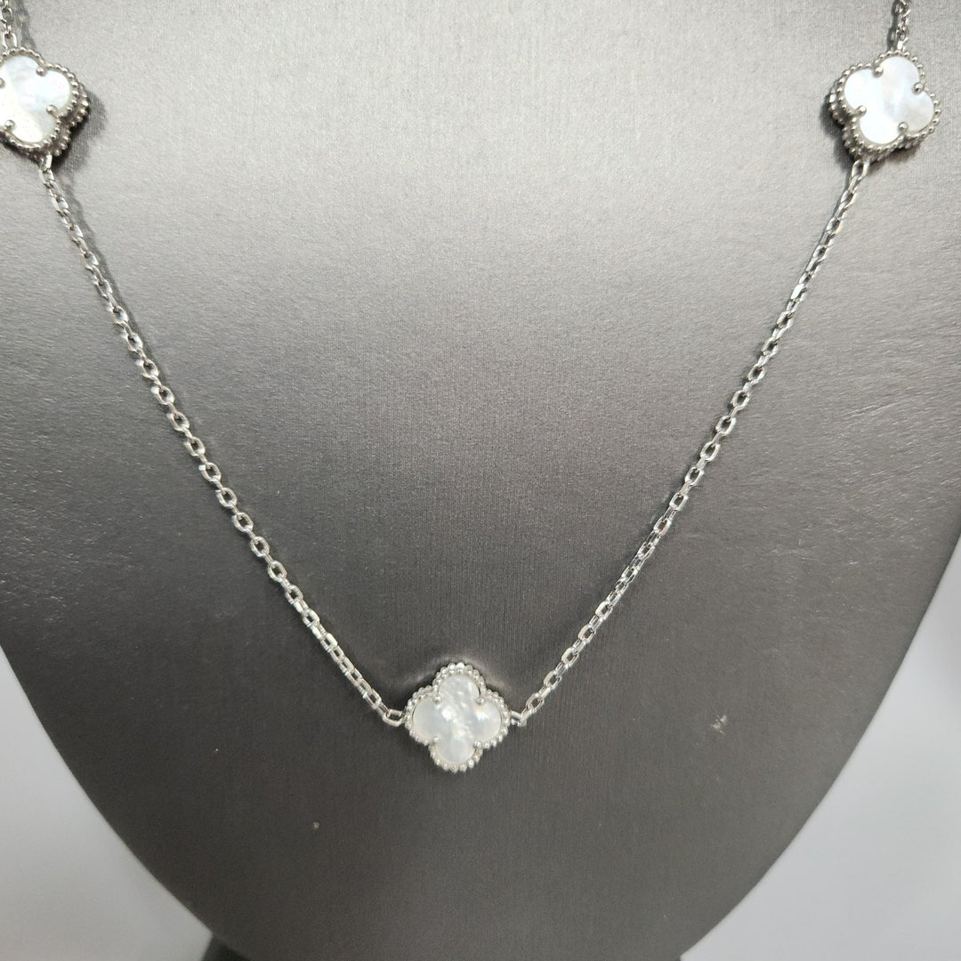 Fashion Silver Mother Of Pearl Clover Motifs Necklace 21"