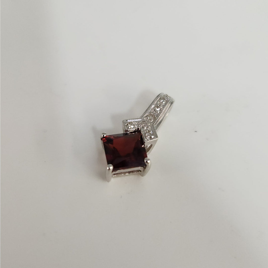 14k White Gold Natural Garnet & Diamond Pendant Princess Cut