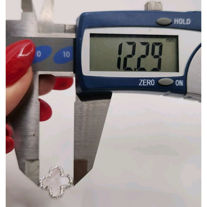 925 sterling silver White Flower Stud earrings