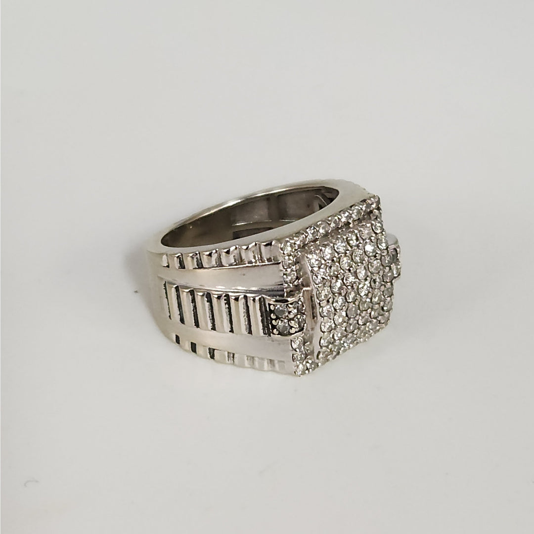 Elegant 10k White Gold Natural Diamond Cluster Ring size 7