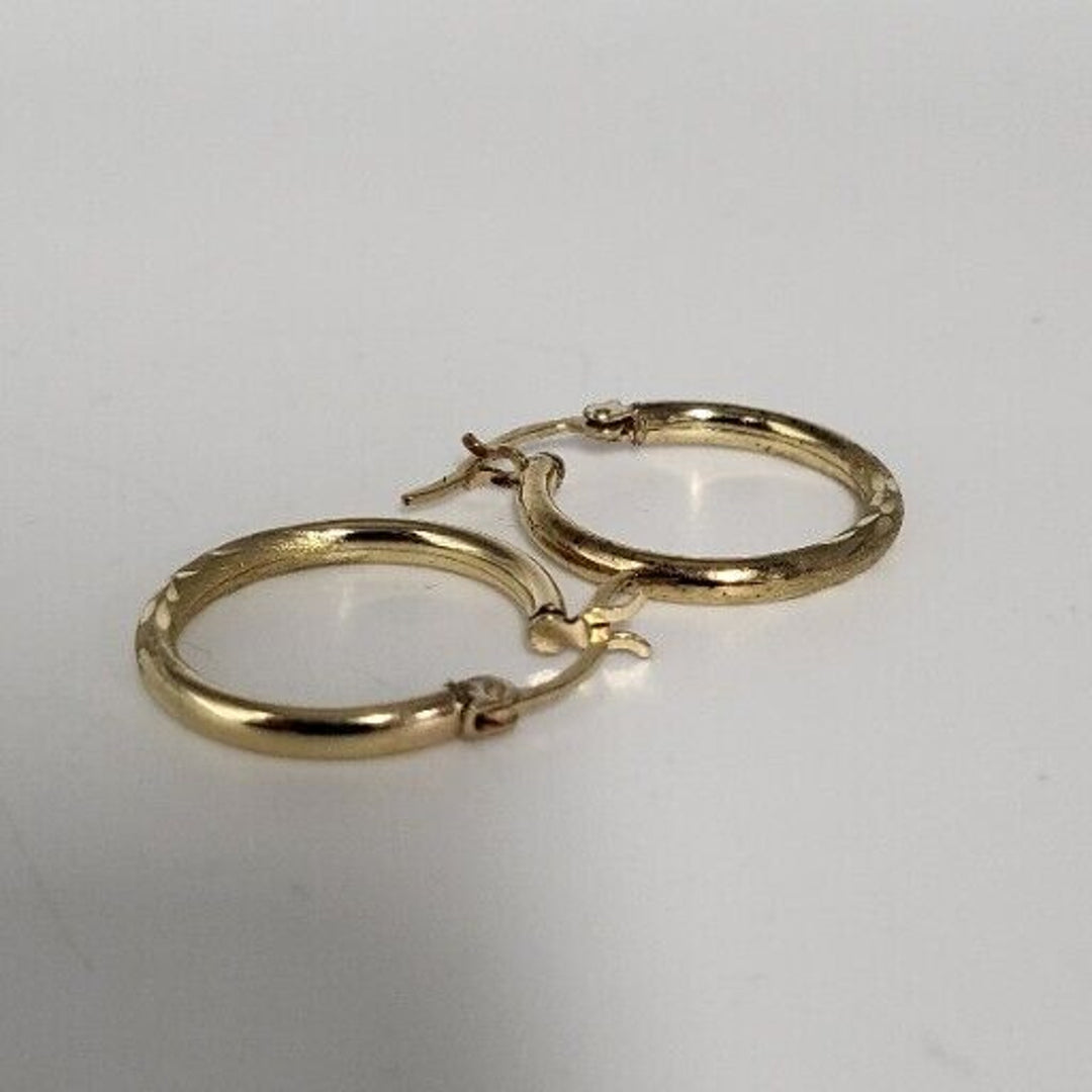 14k Engraved Gold Hoop Earrings With 1.7g Of Gold