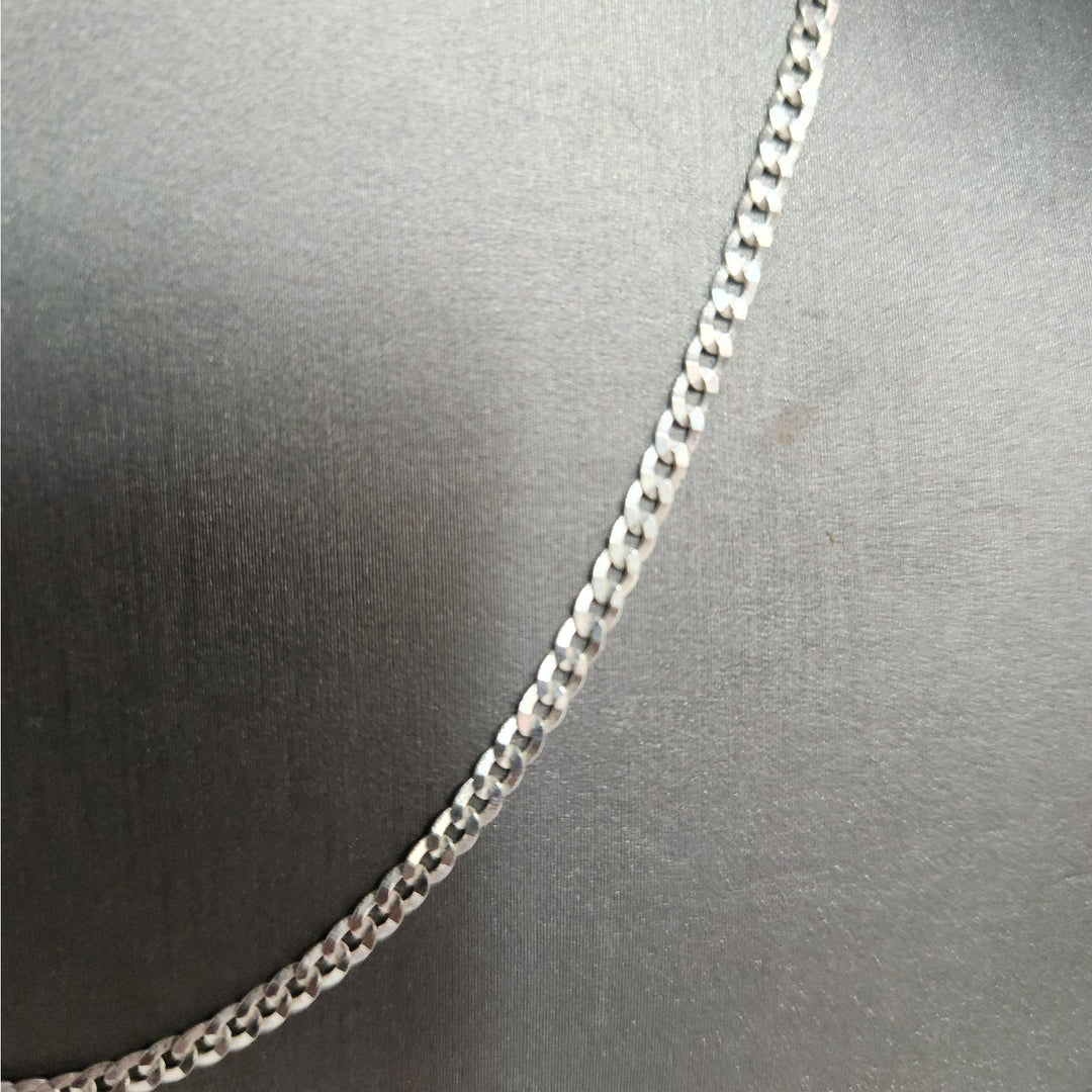 925 Sterling Silver 18"  Cuban chain necklace