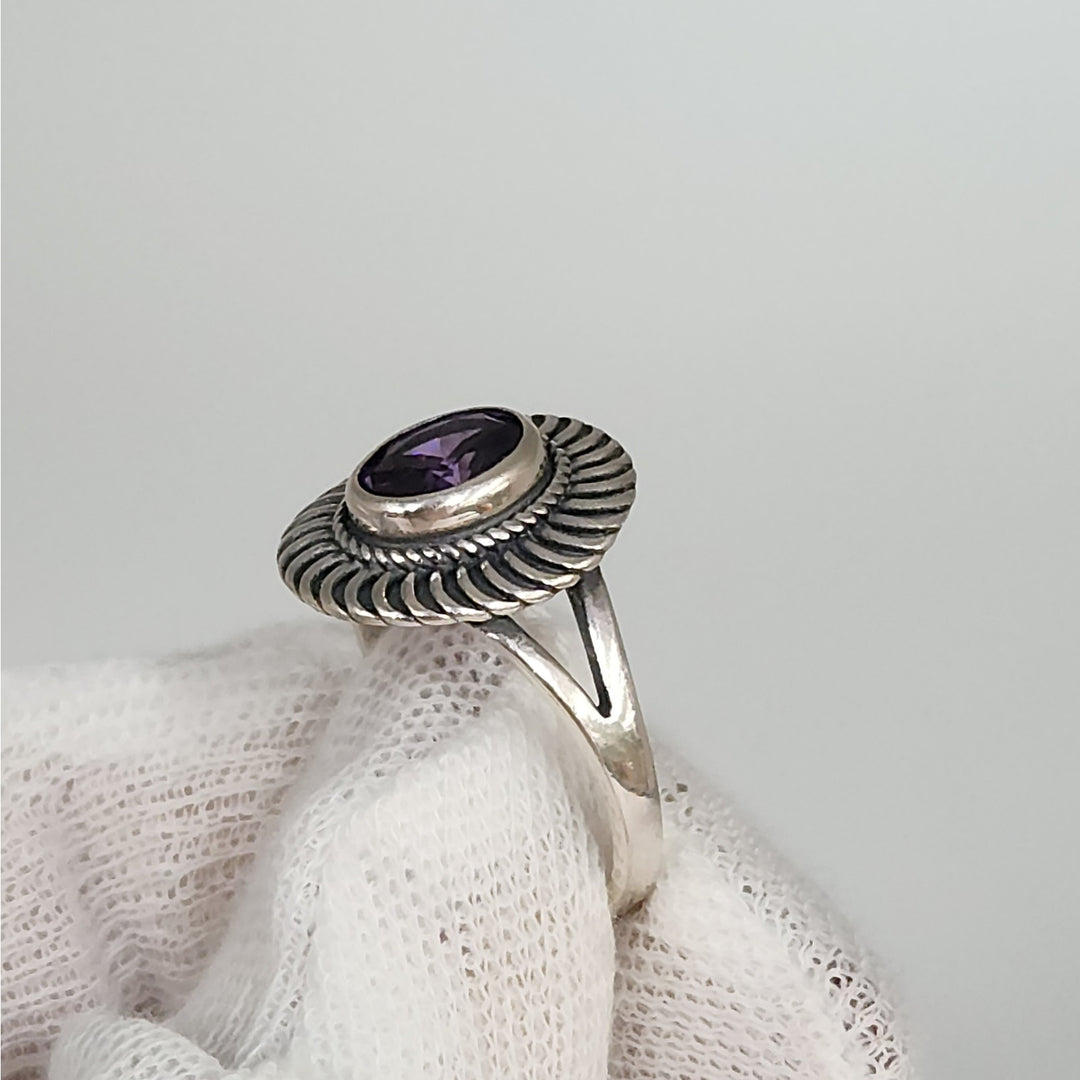 925 Sterling Silver Amethyst Oval -cut Vintage Style Ring