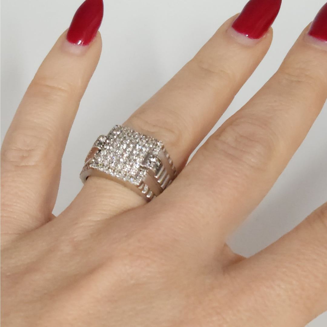 Elegant 10k White Gold Natural Diamond Cluster Ring size 7