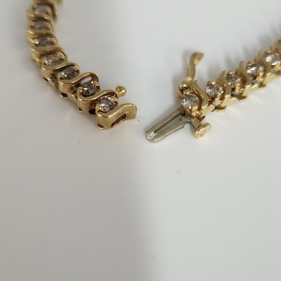 Vintage 14k Yellow Gold Diamond Tennis Bracelet 7"