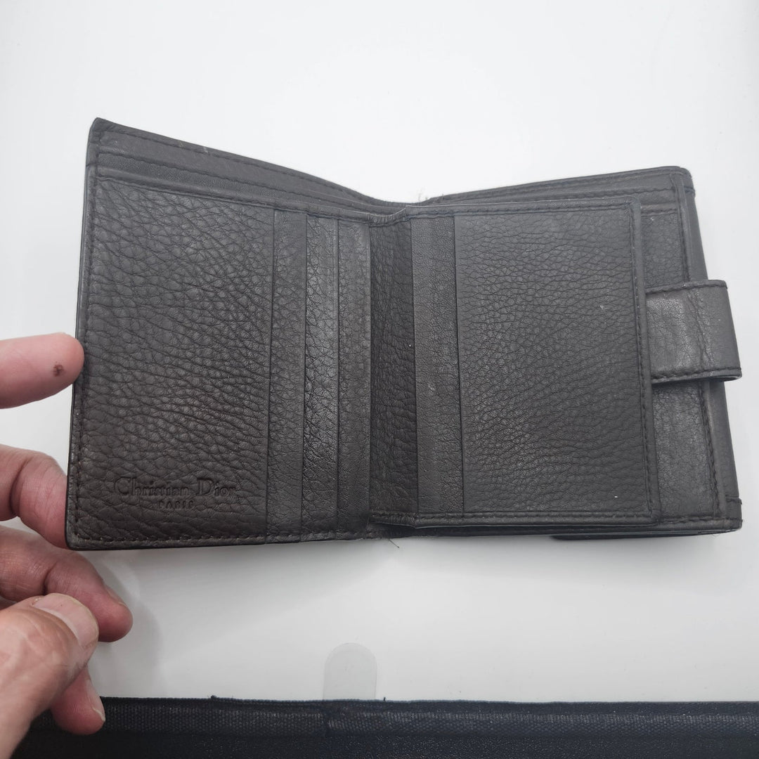Authentic Christian Dior Vintage Brown Leather Bi-Fold Wallet with Logo Plaque & Trotter Lining