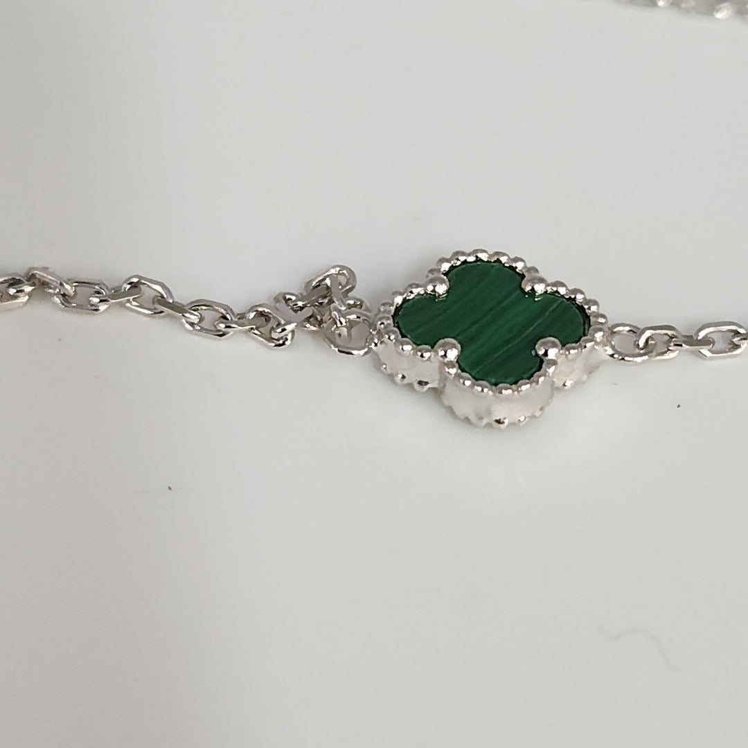 Elegant 925 Silver Malachite Clover Necklace 18.5"