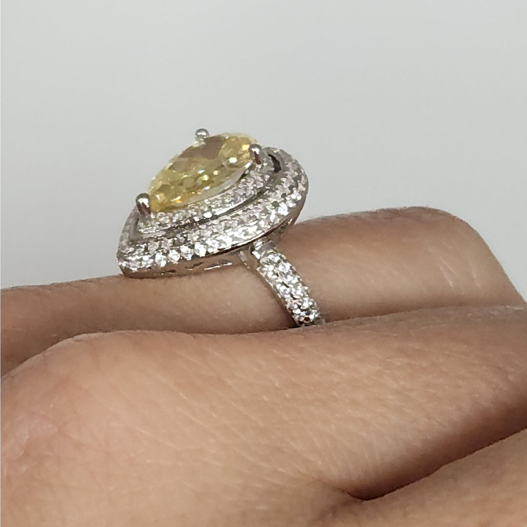 925 sterling silver Pear cut Yellow stone & zirconia Halo  Ring size 9