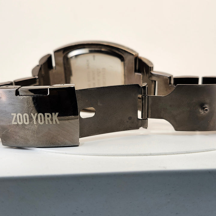 Zoo York Men's Gunmetal Quartz Watch ZY1253/C311-13 Black Dial Tonneau