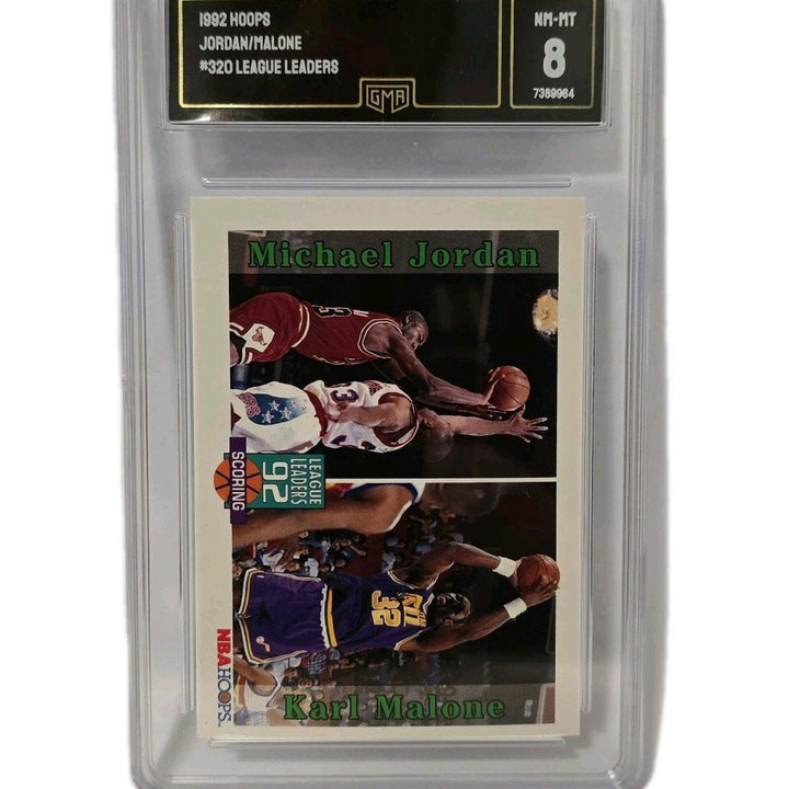 1992-93 Hoops #320 Michael Jordan / Karl Malone Scoring League Leaders GMA 8 NBA