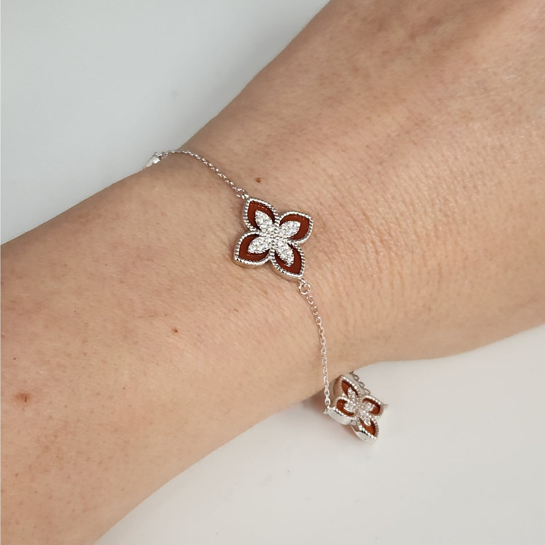 Pretty 925 Sterling Silver Red Clovers Floral bracelet 7.5 "