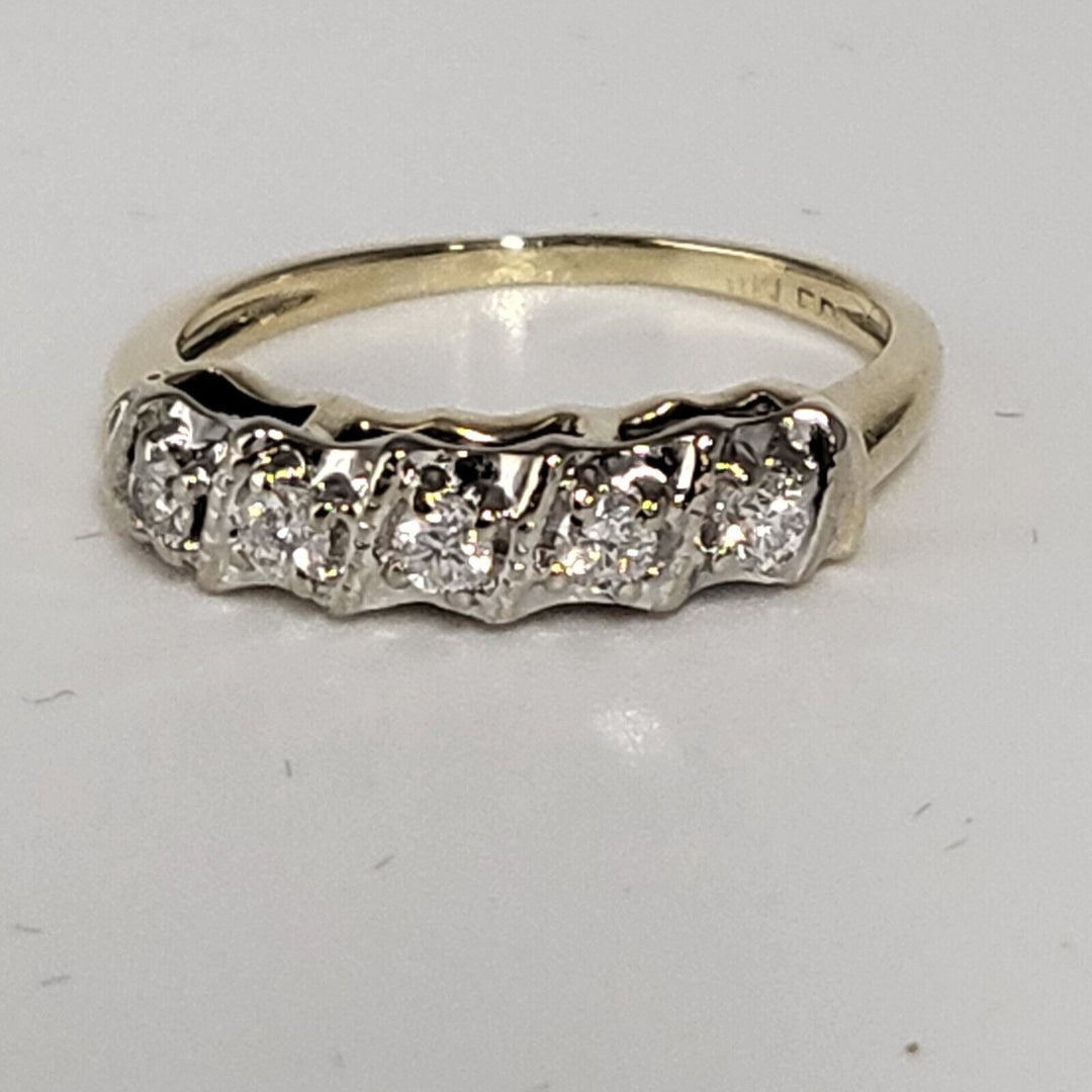 10k Yellow Gold Five Sparkling Diamonds With Total Weight 2.1g, Size 4