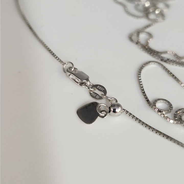 10k White Gold 0.8mm Adjustable Box Chain 22"