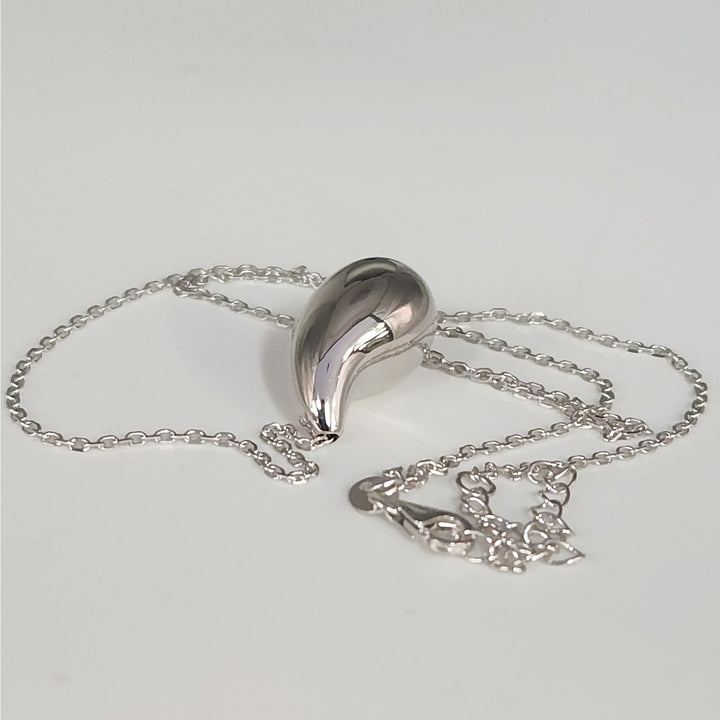 925 Sterling Silver Teardrop Pendant Necklace