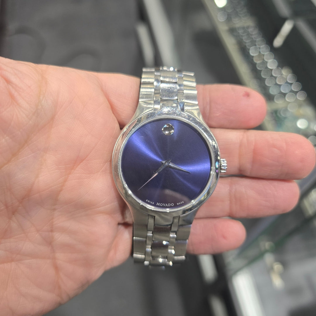 Movado Museum Sapphire Crystal Steel Link Bracelet Watch ref 01.1.14.1085