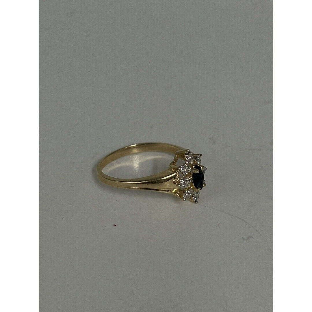 Beautiful 10k Yellow Gold Sapphire Diamond Ring