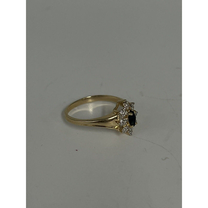 Beautiful 10k Yellow Gold Sapphire Diamond Ring