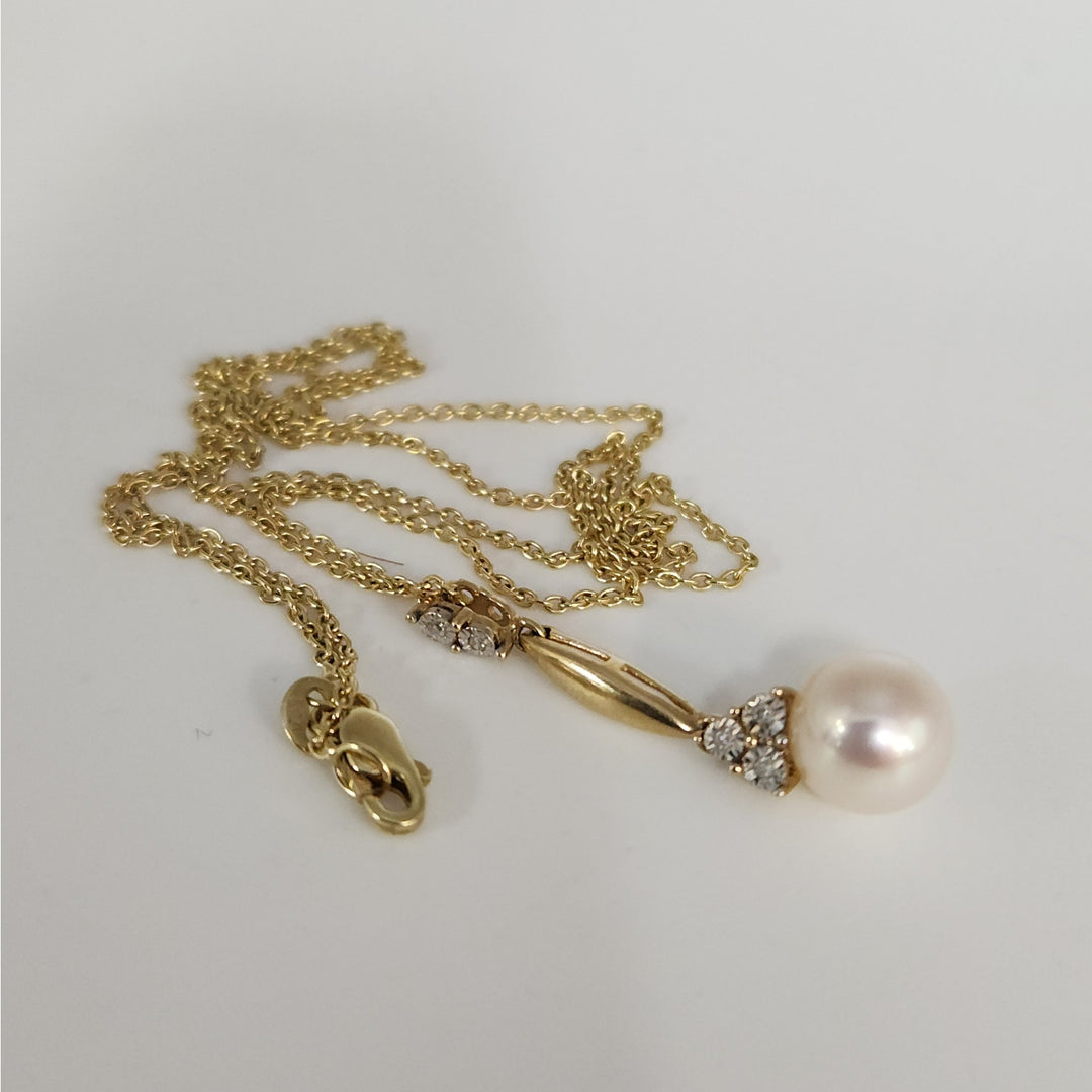 10k Gold Diamond & Pearl Pendant Necklace Elegant Drop Design