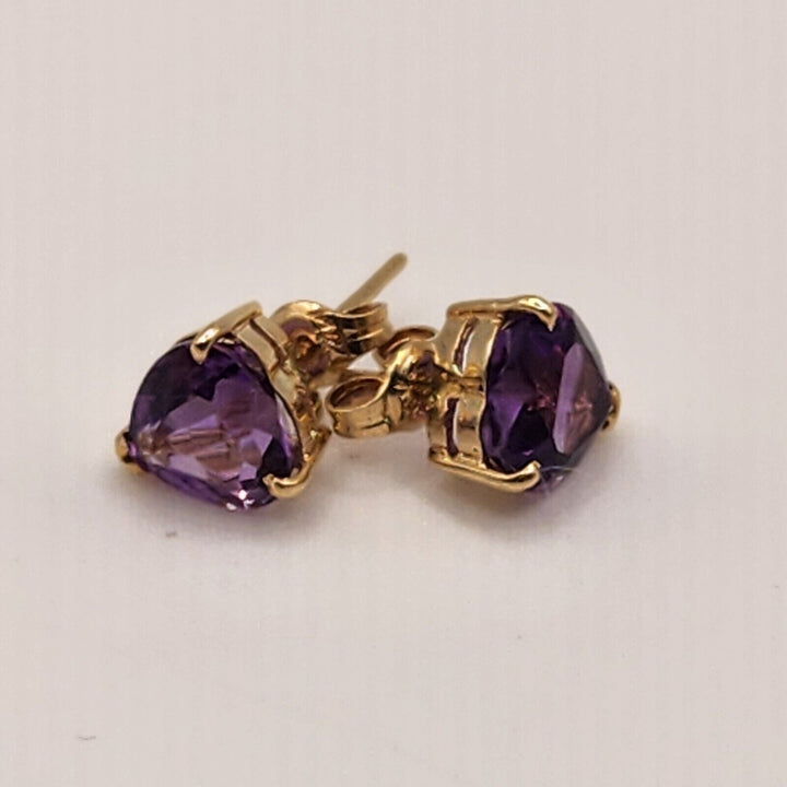 14k Yellow Gold Amethyst Stud Heart Earrings