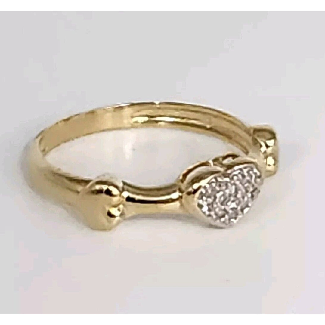 18k Yellow Gold Diamond Heart Ring Size 6.75