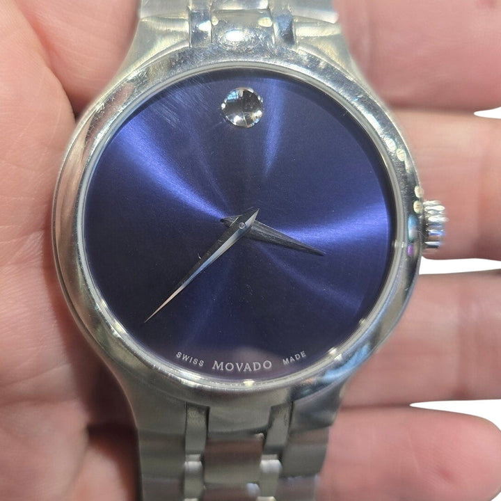 Movado Museum Sapphire Crystal Steel Link Bracelet Watch ref 01.1.14.1085