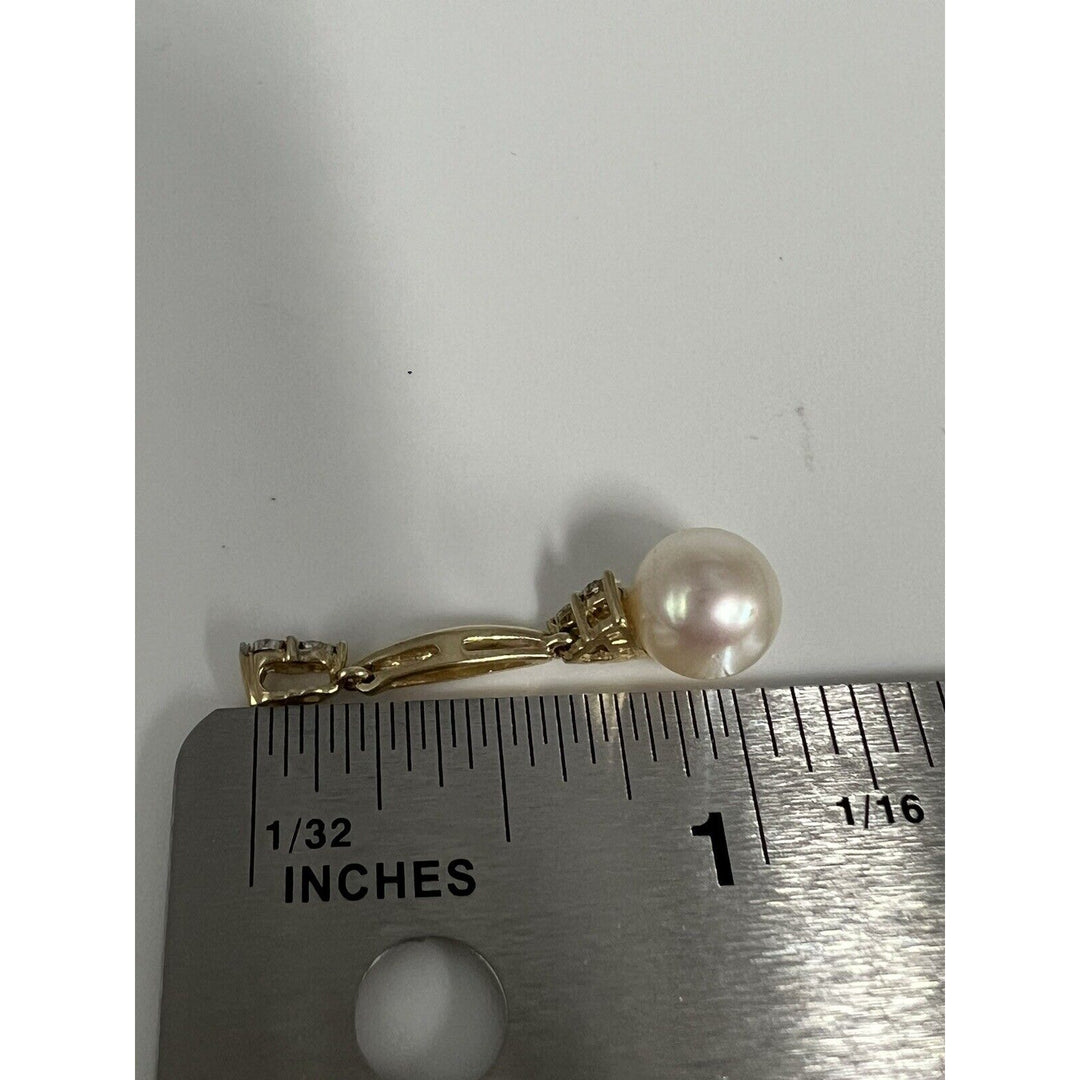 10k Yellow Gold Pendant Pearl Diamonds Stone