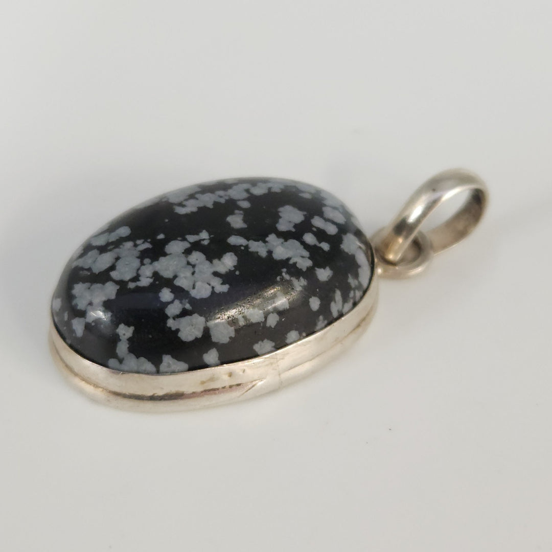 925 Sterling Silver Snowflake Obsidian Oval Pendant