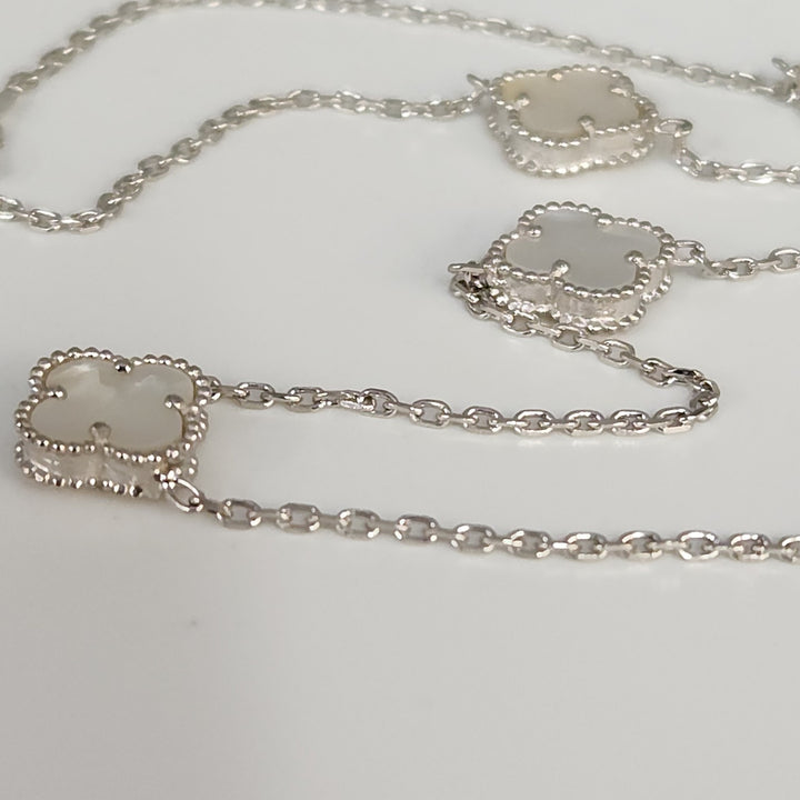 Fashion Silver Mother Of Pearl Clover Motifs Necklace 21"