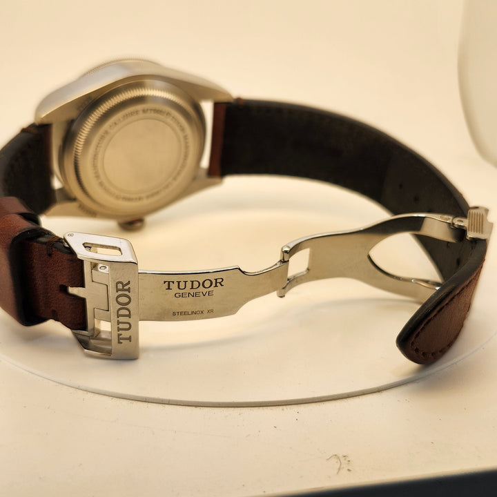 Tudor Black Bay Heritage Red Bezel Ref.79230R Leather Strap Watch Box